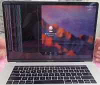 Touch Bar　MacBookPro　Retina2016　液晶パネル交換修理　　税込み68、000円